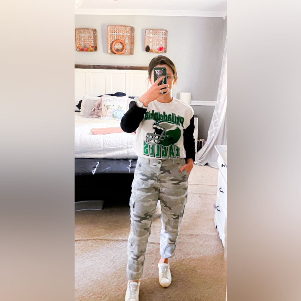 American Eagle camo cargo pant